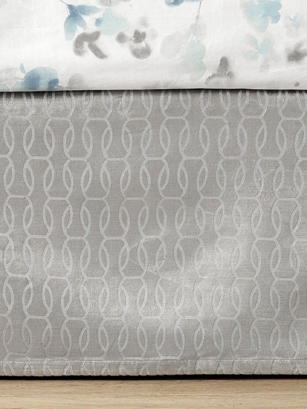 Pottery Barn Amelia Velvet Crib Skirt Metallic Gray Silver Baby Nursery NWT
